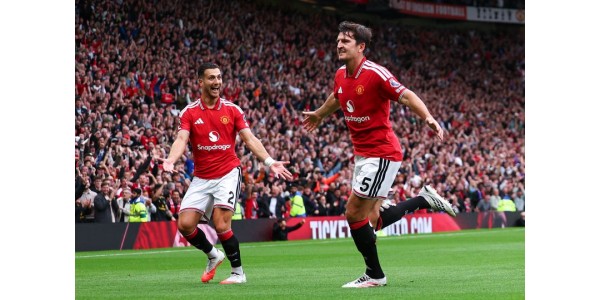 Bruno Fernandes ja Harry Maguire saavuttivat yhteisen tavoitteen Bruno Fernandes ja Harry Maguire saavuttivat yhteisen tavoitteen